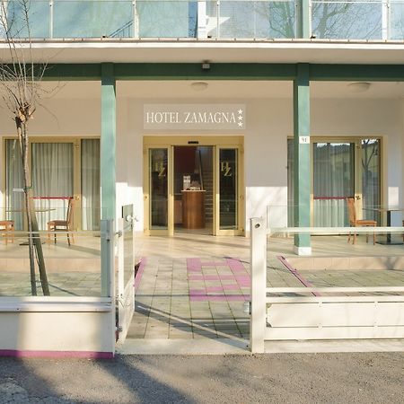 Hotel Zamagna Cesenatico Esterno foto
