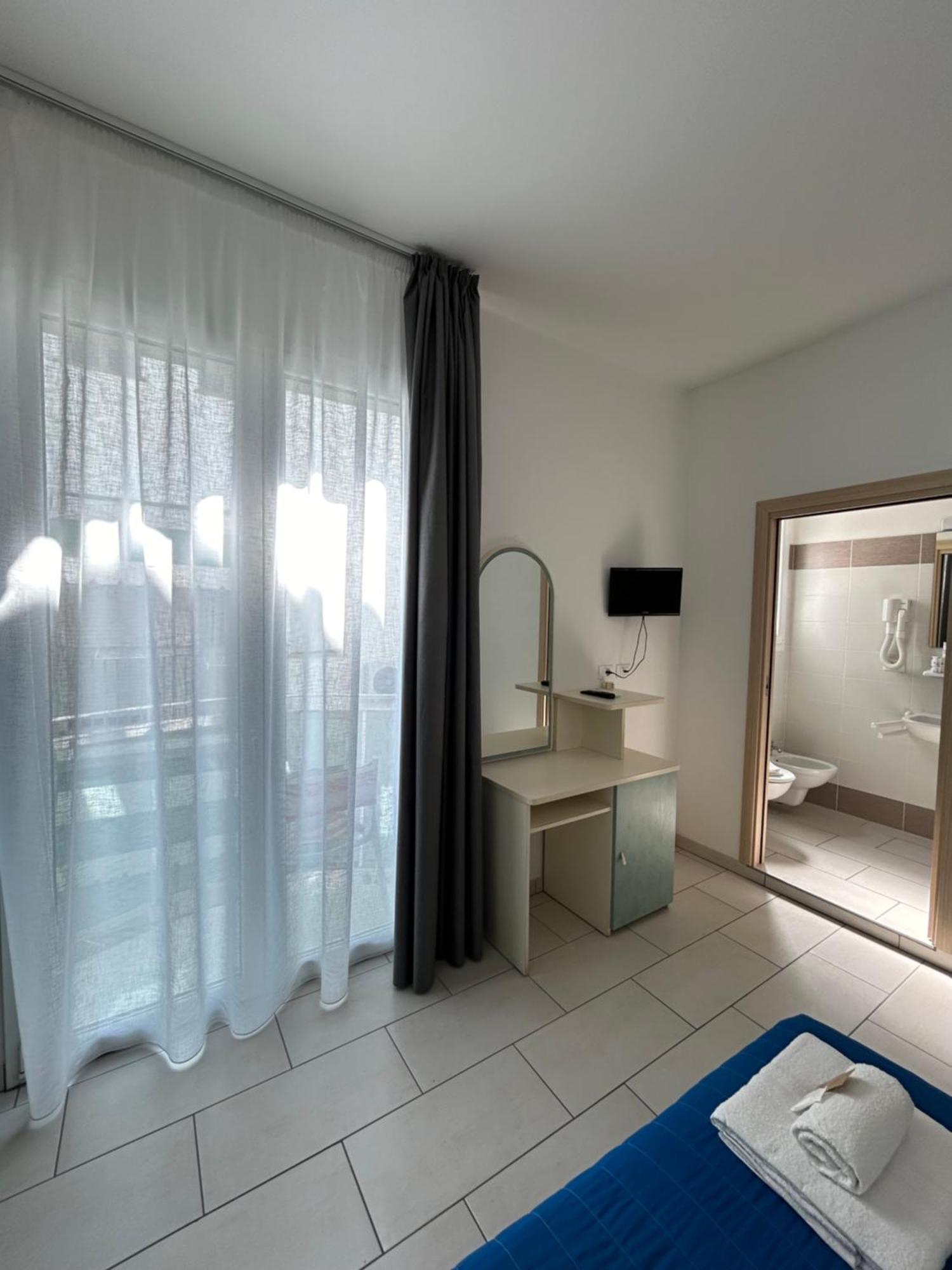Hotel Zamagna Cesenatico Esterno foto