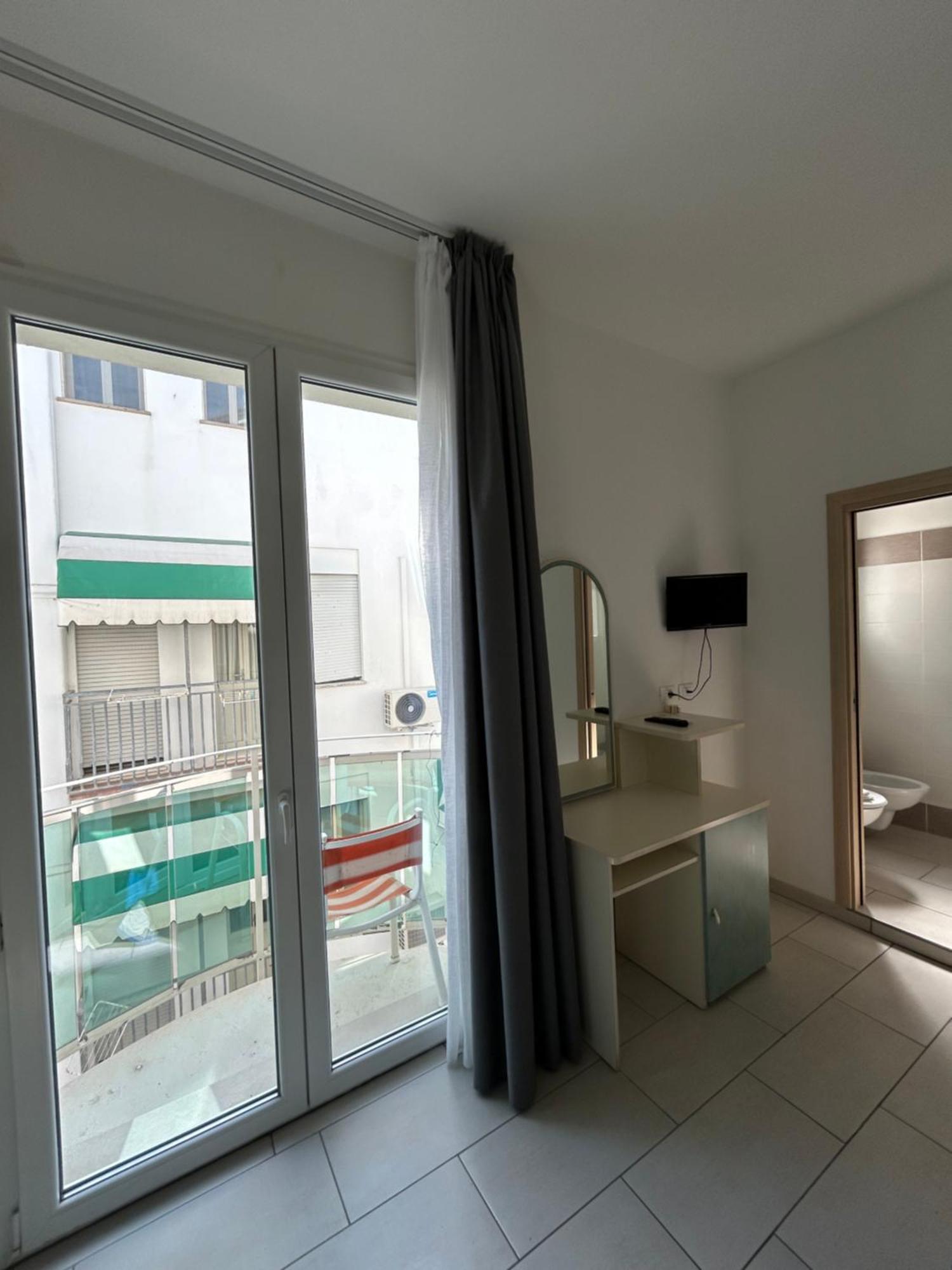 Hotel Zamagna Cesenatico Esterno foto
