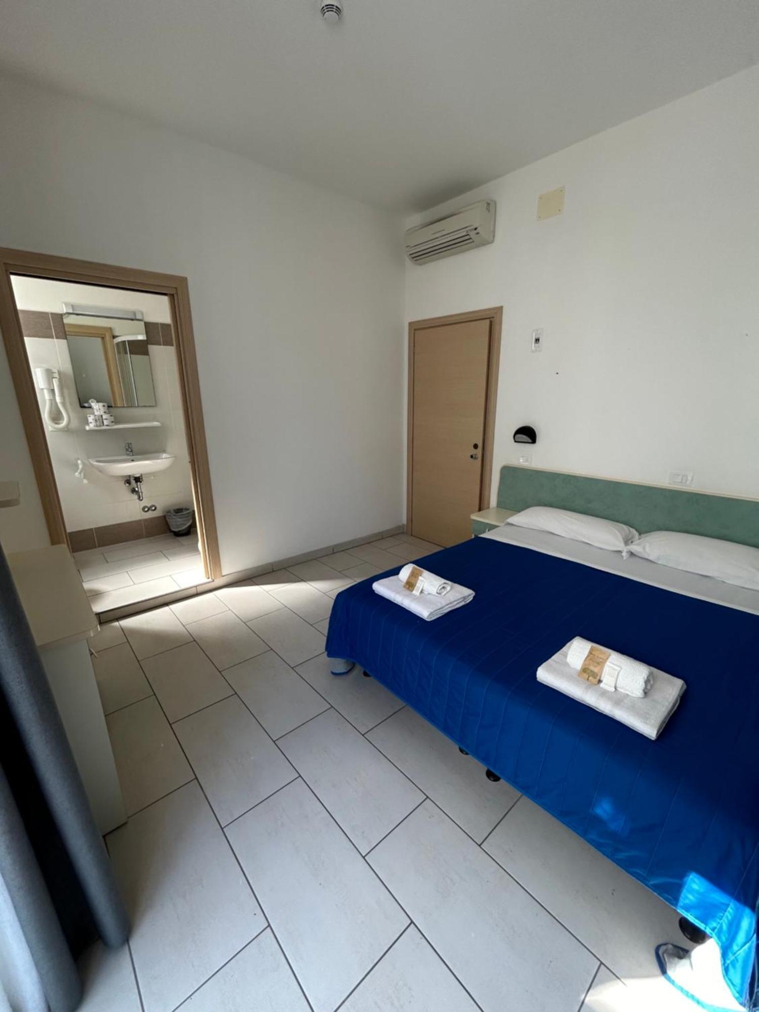 Hotel Zamagna Cesenatico Esterno foto