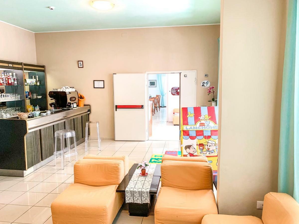 Hotel Zamagna Cesenatico Esterno foto