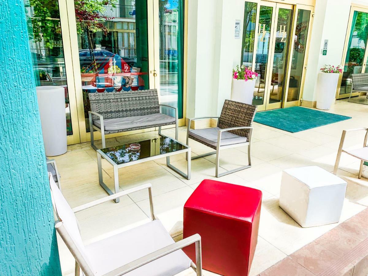 Hotel Zamagna Cesenatico Esterno foto