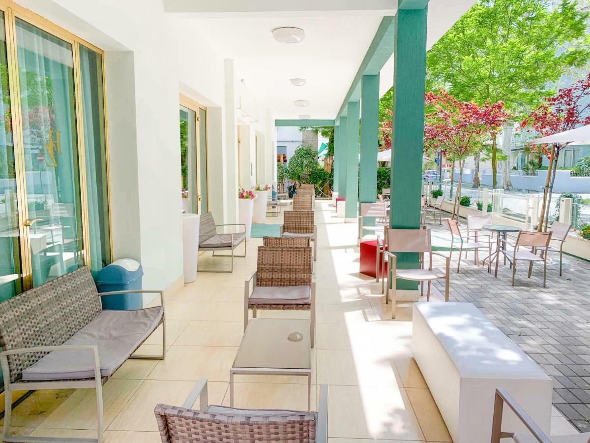 Hotel Zamagna Cesenatico Esterno foto